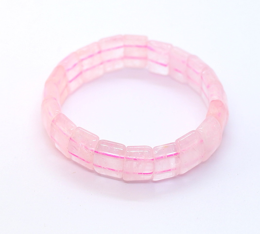 10-214 Браслет на резинке розовый кварц пластины 15 мм