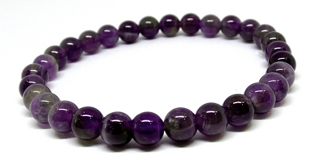 10-97 Браслет на резинке аметист 6 мм