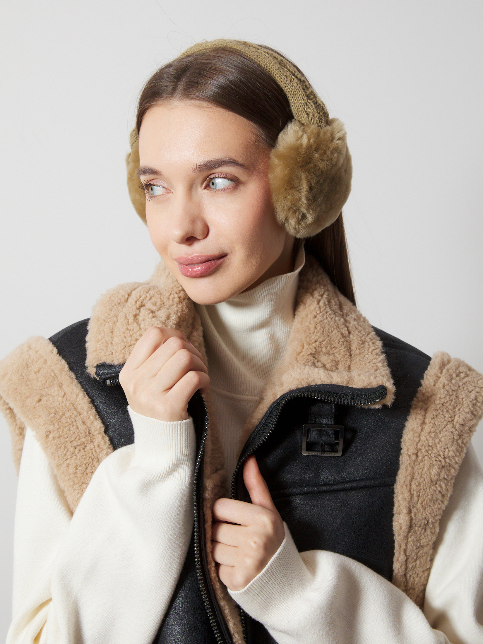 Женские утепленные наушники TENDANCE 4404691, бежево-зеленый