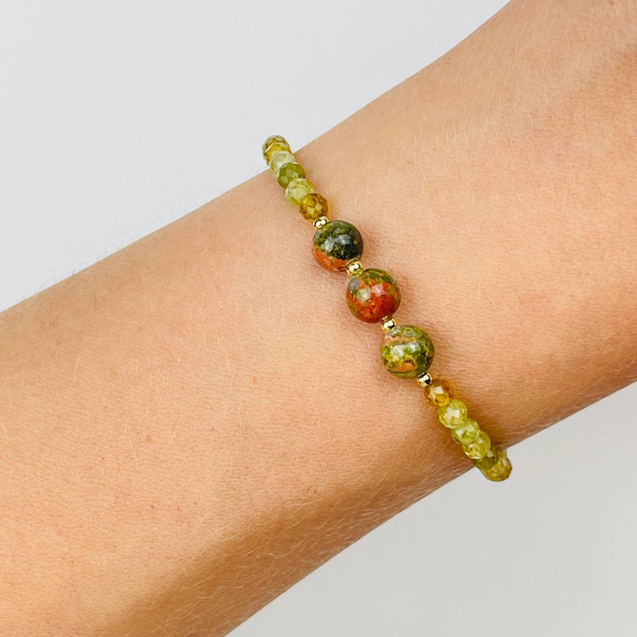 Радуга Самоцветов Браслет из Гроссуляра