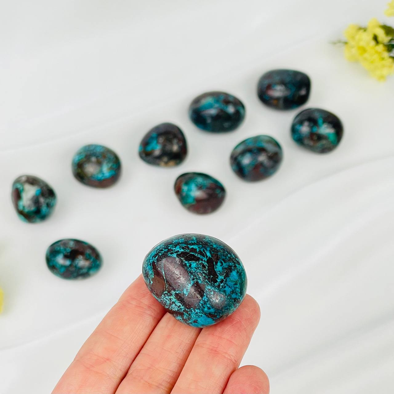 Радуга Самоцветов Галтовка из Хризоколлы