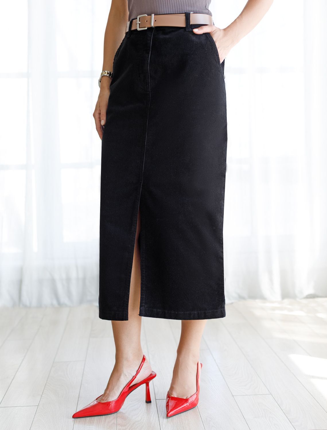 Юбка из эластичного микро-вельвета D26.189 черный