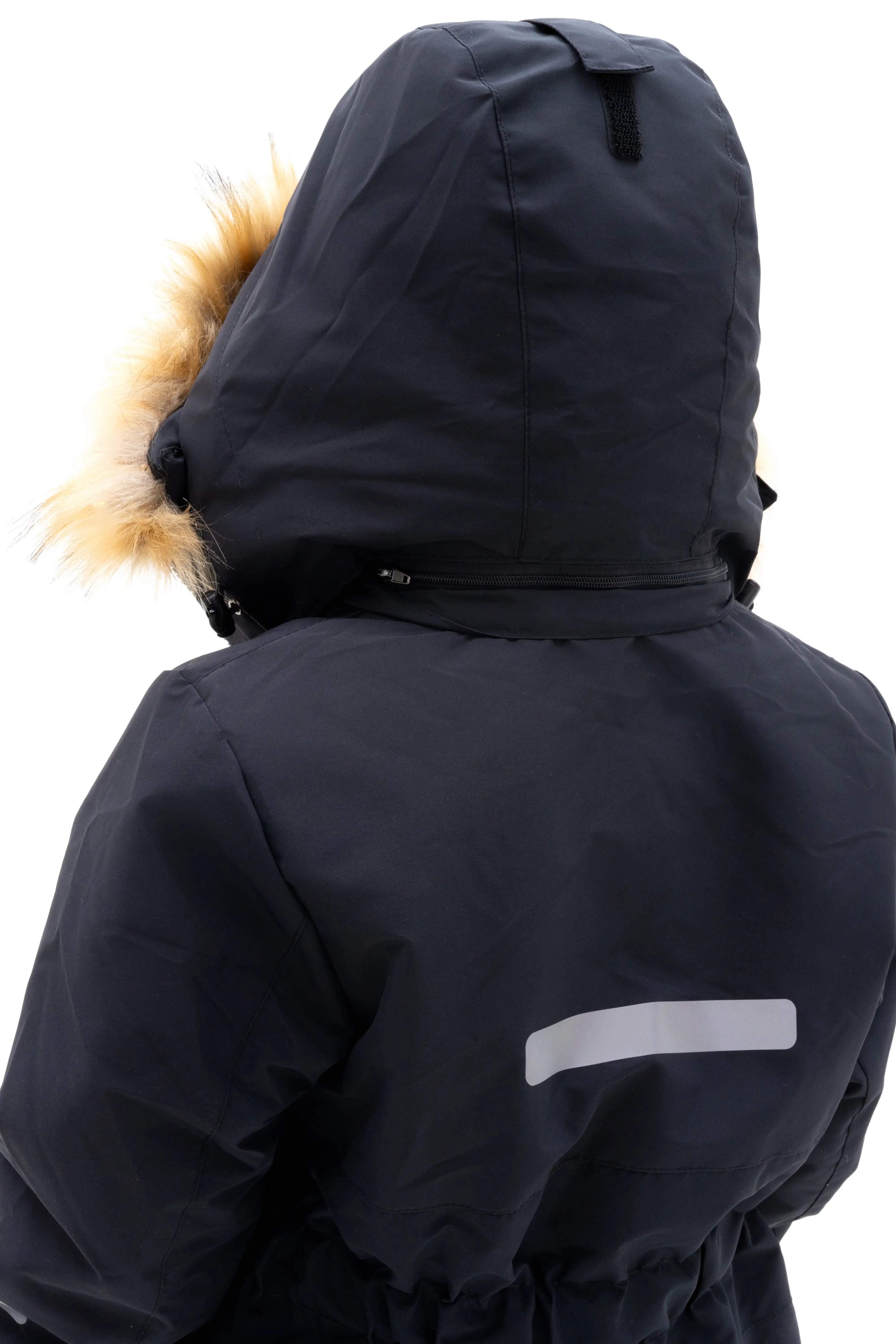 Комбинезон утепленный 23797-425 черный