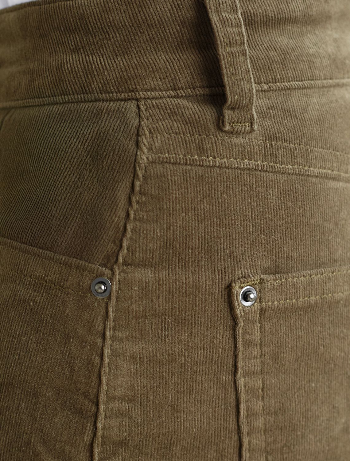 Брюки из эластичного микро-вельвета D24.278 хаки