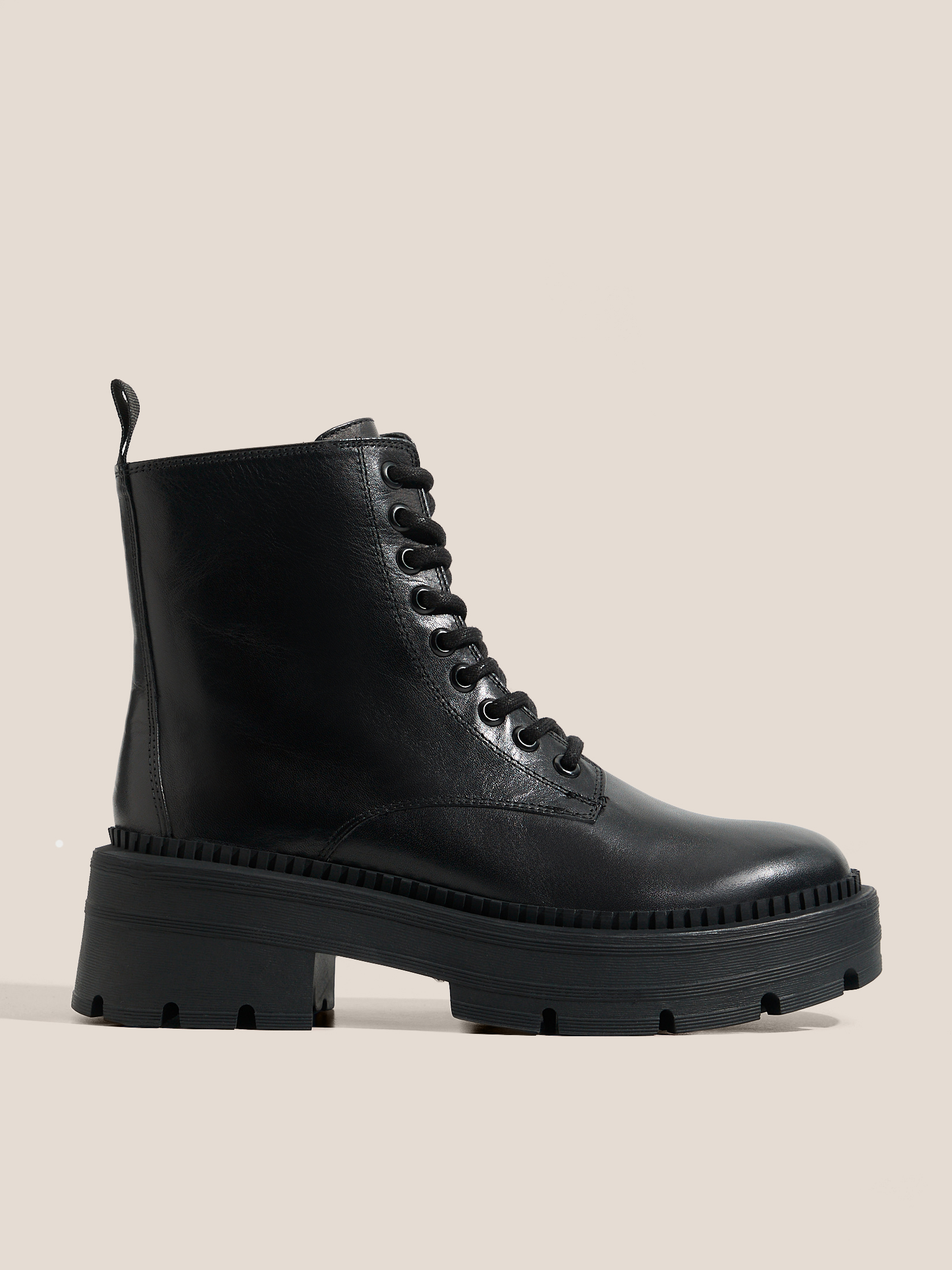 Женские ботинки TENDANCE 4539674, черный