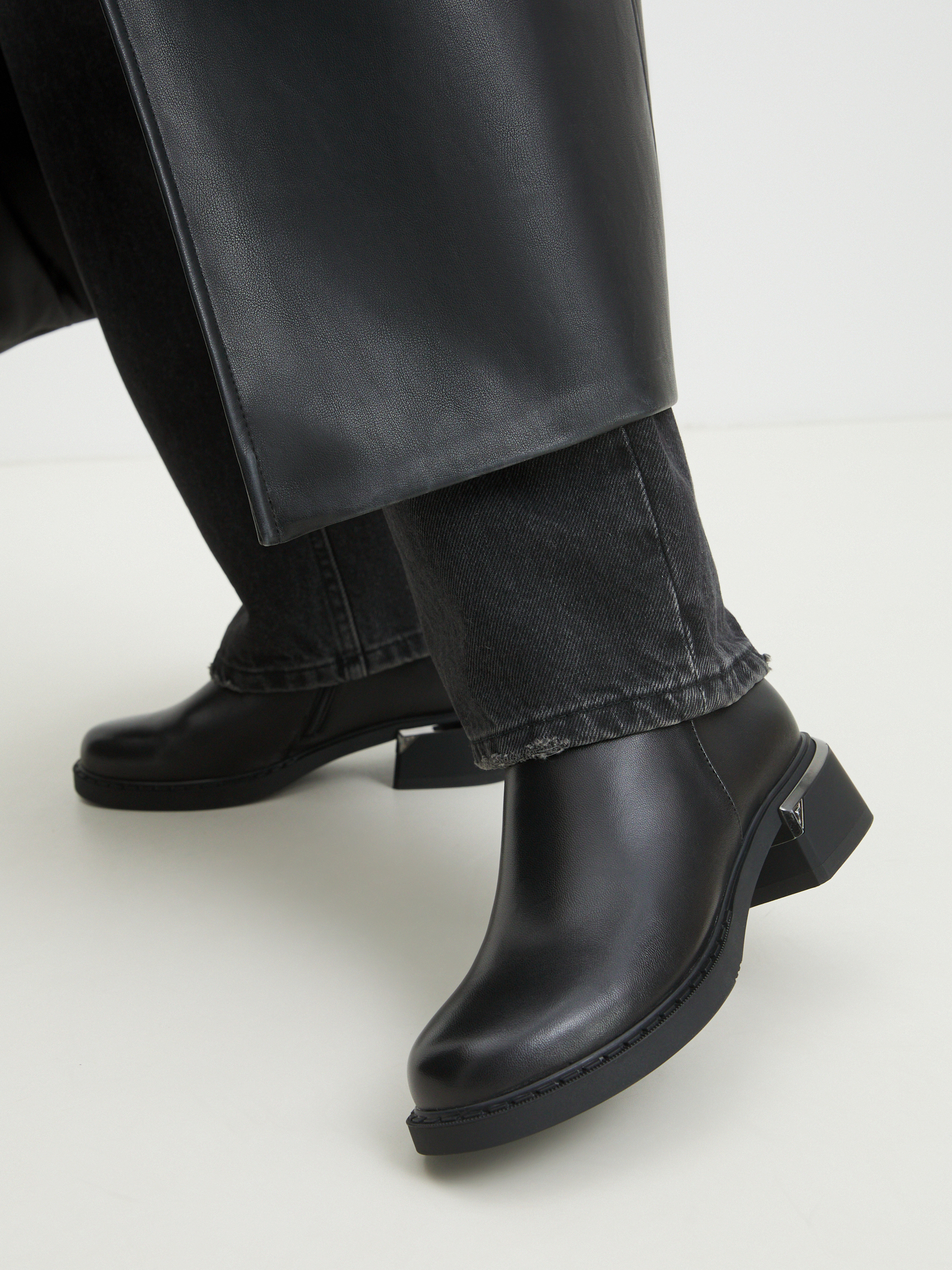 Женские ботинки TENDANCE 4440037, черный