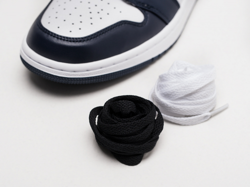 Кроссовки Nike Air Jordan 1 Mid