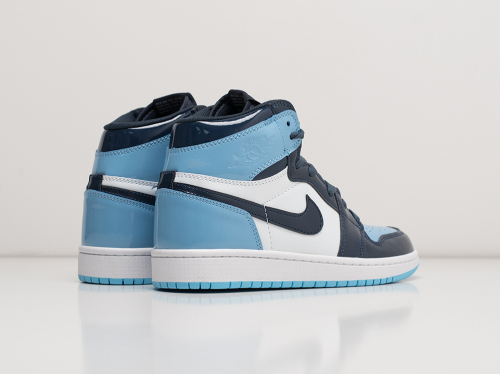 Кроссовки Nike Air Jordan 1 Mid
