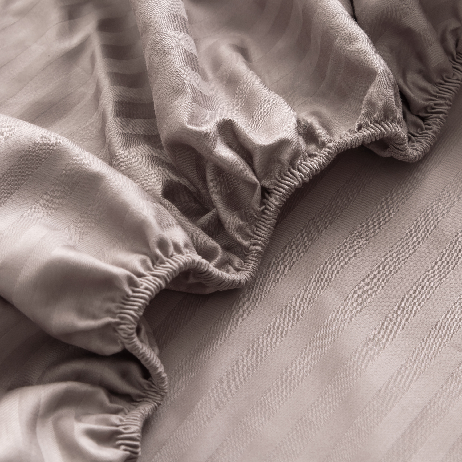 Простынь на резинке Страйп Сатин Однотонный 100% хлопок RR1CT031   160*200*30