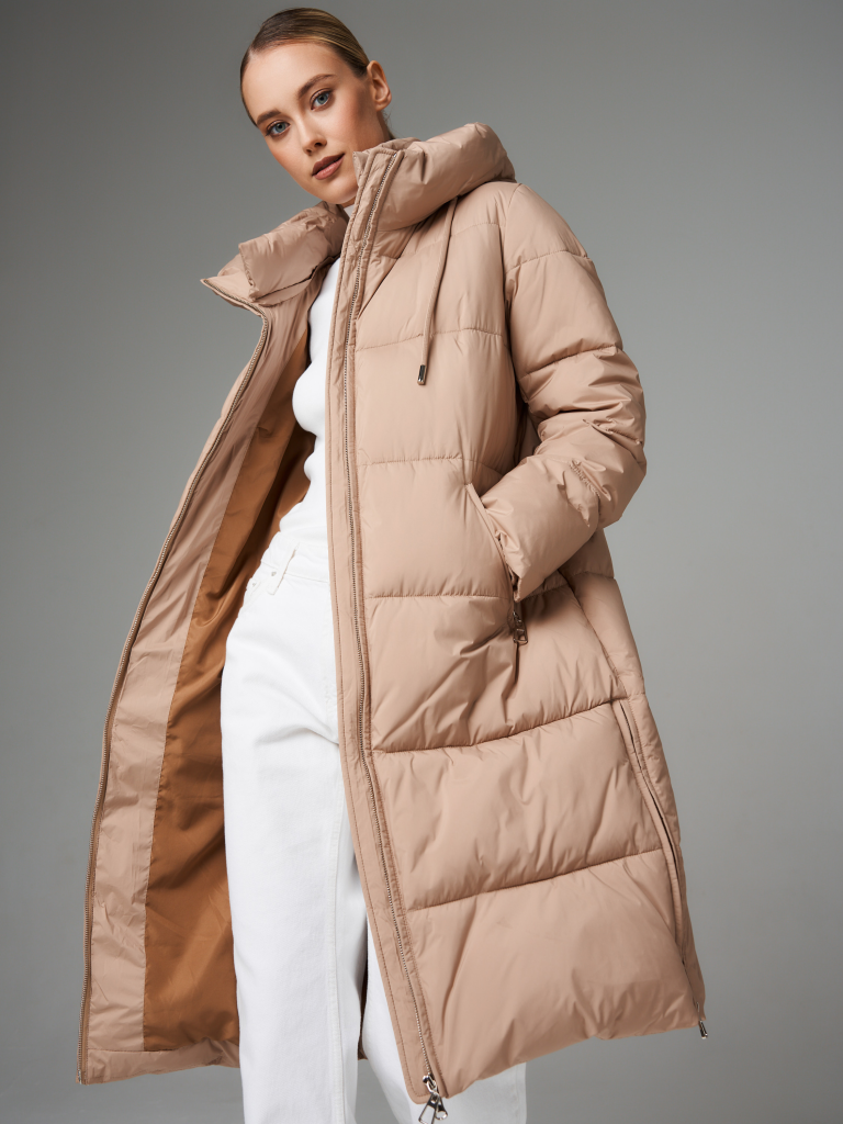 7416 р.  15018 р.  Пуховик женский сафари