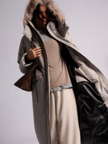 Ст.цена 30000р. Пуховик: В225-12-61 В225-12-61 Серо-бежевый 16-1107