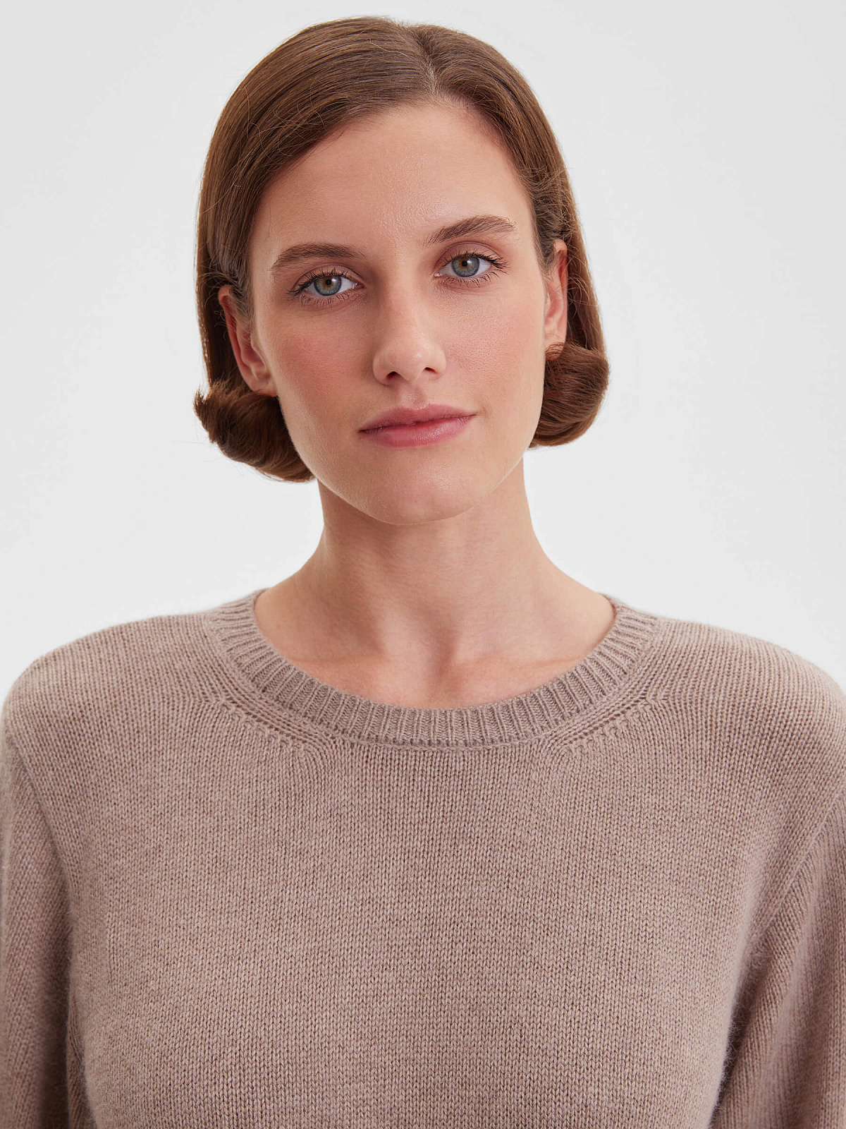 2954р3475рДжемпер удлиненный с ангорой, бежевый