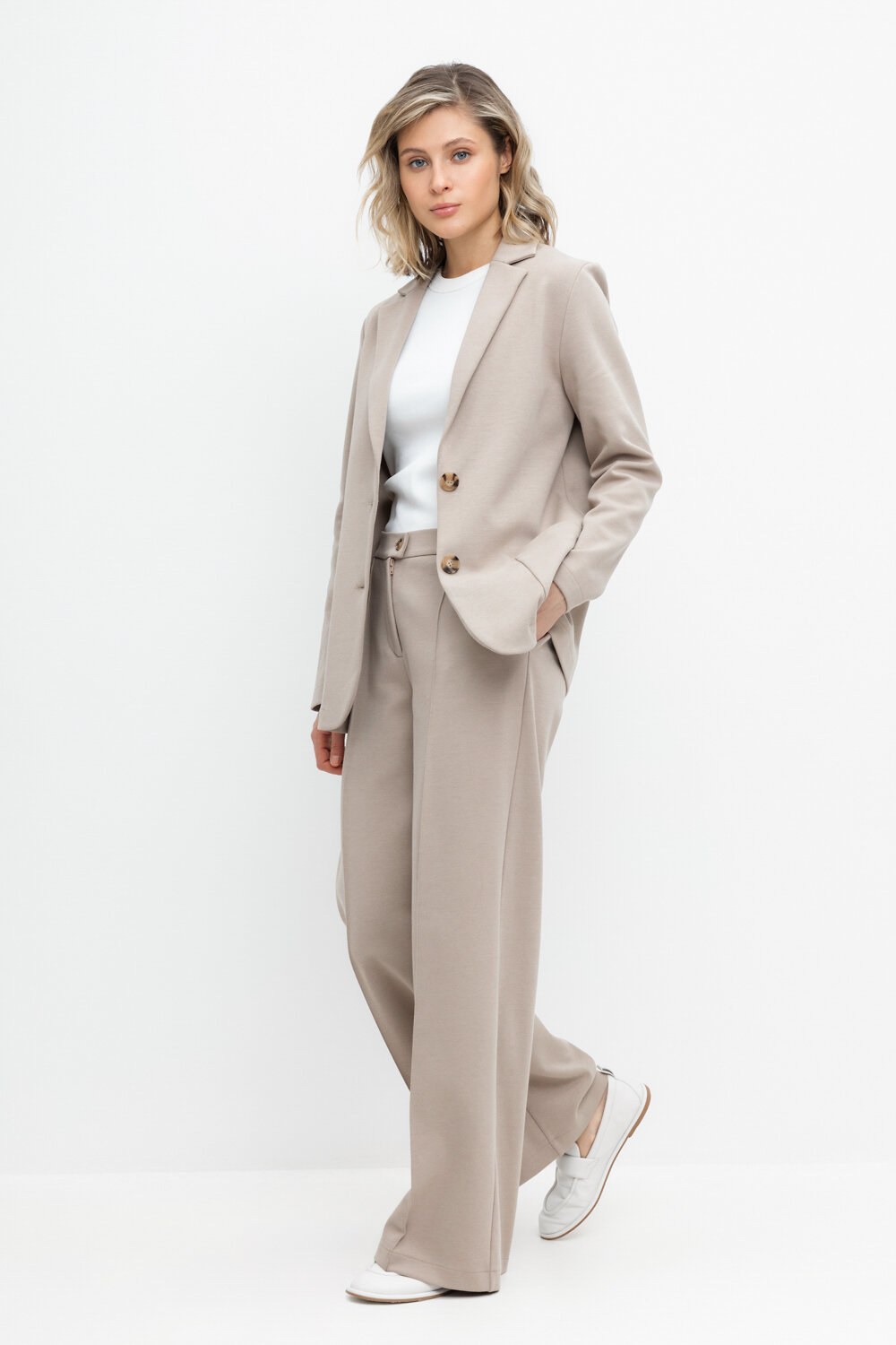 ст. цена3575руб.! VERY NEAT Брюки ЕВТ 4099кремовый