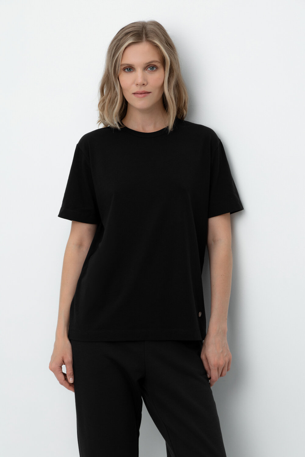 ст. цена1475руб.! VERY NEAT Фуфайка ЕВТ 3238темный черный