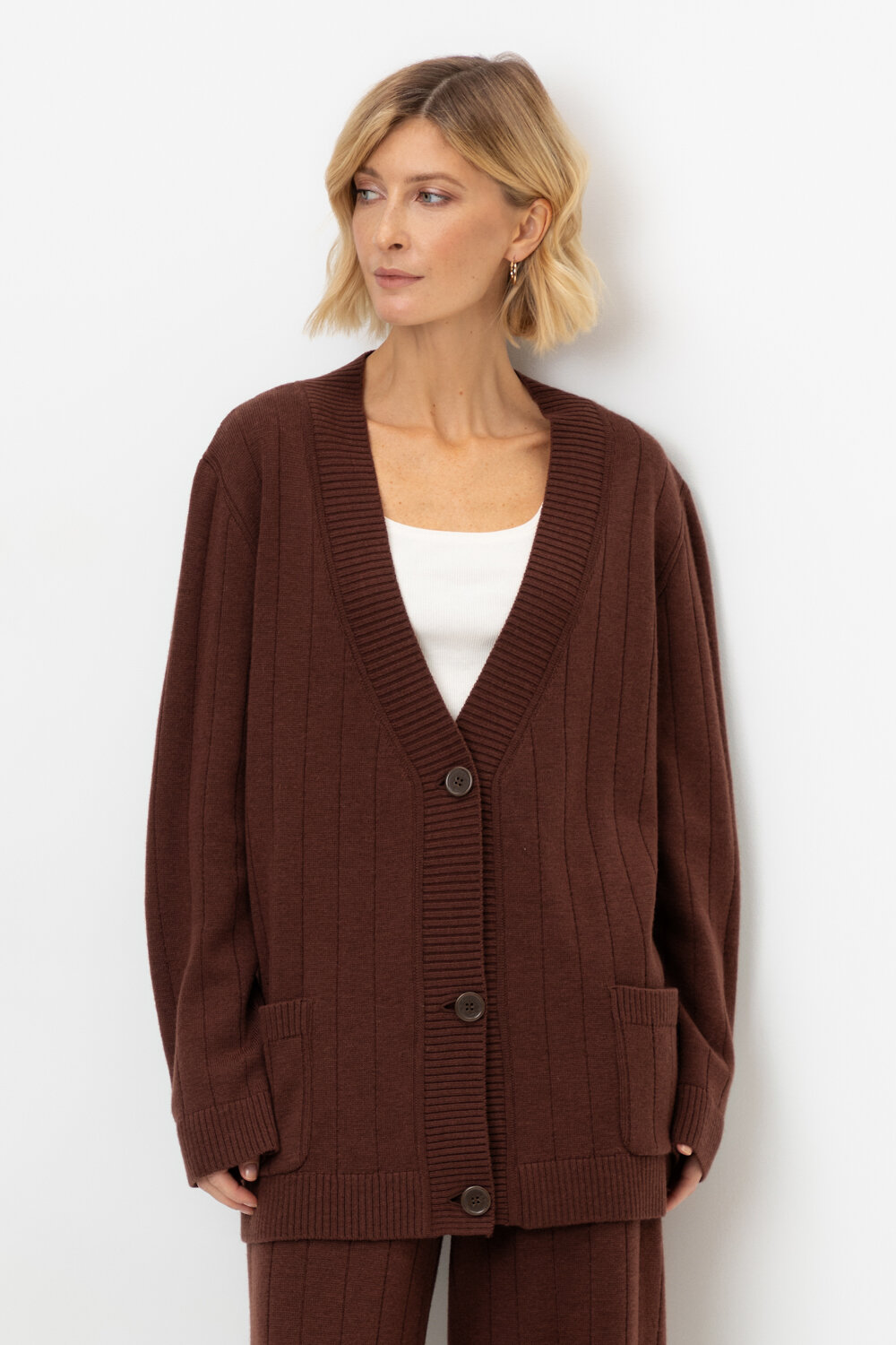 ст. цена4235руб.! VERY NEAT Кардиган ЕВ 30166/штирамису