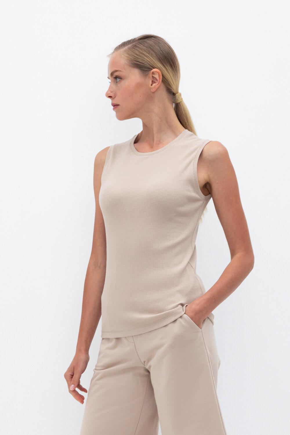 ст. цена1121руб.! VERY NEAT Майка ЕВТ 3037/24бежевый