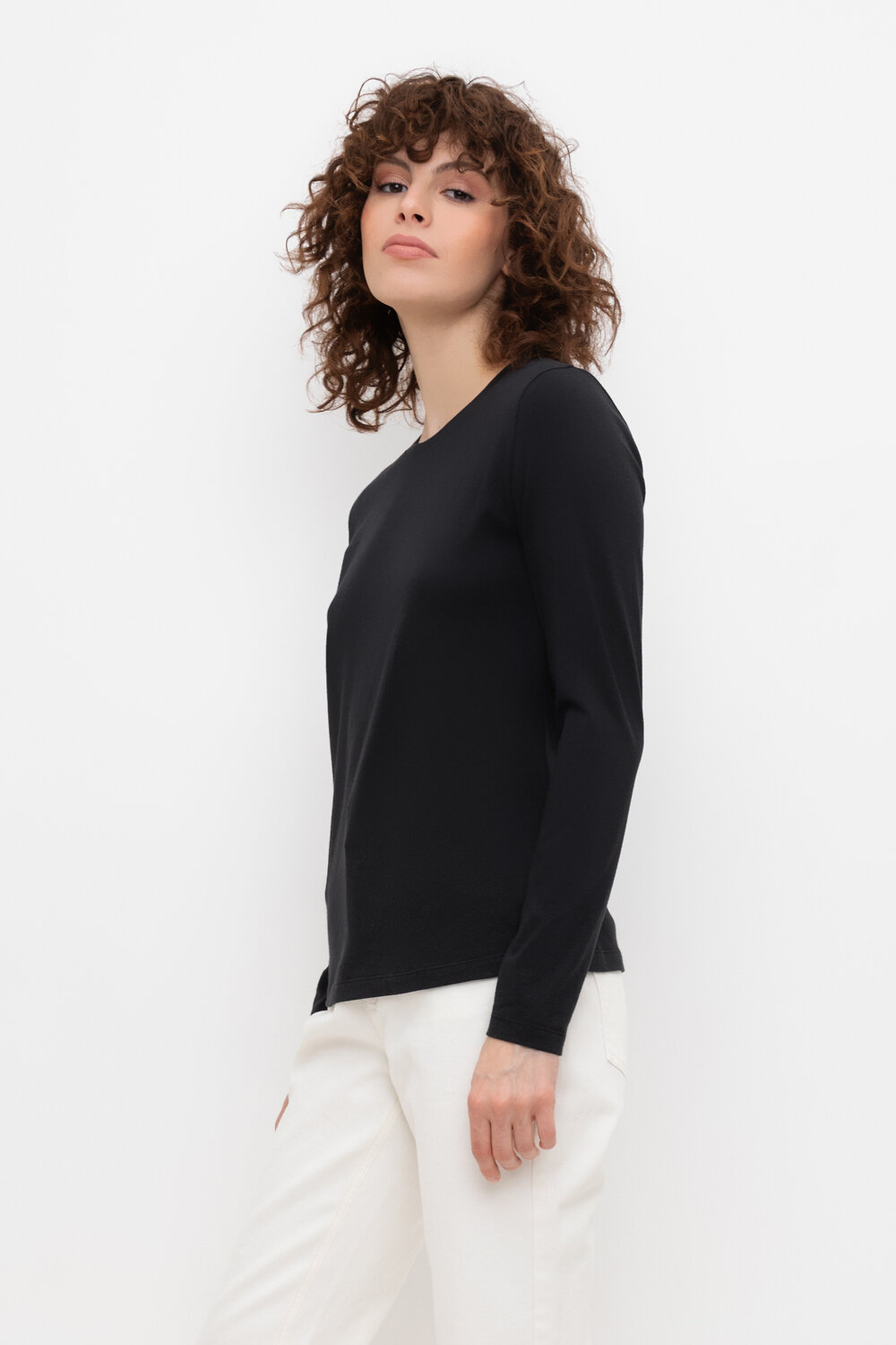 ст. цена1595руб.! VERY NEAT Джемпер ЕВТ 3263черный