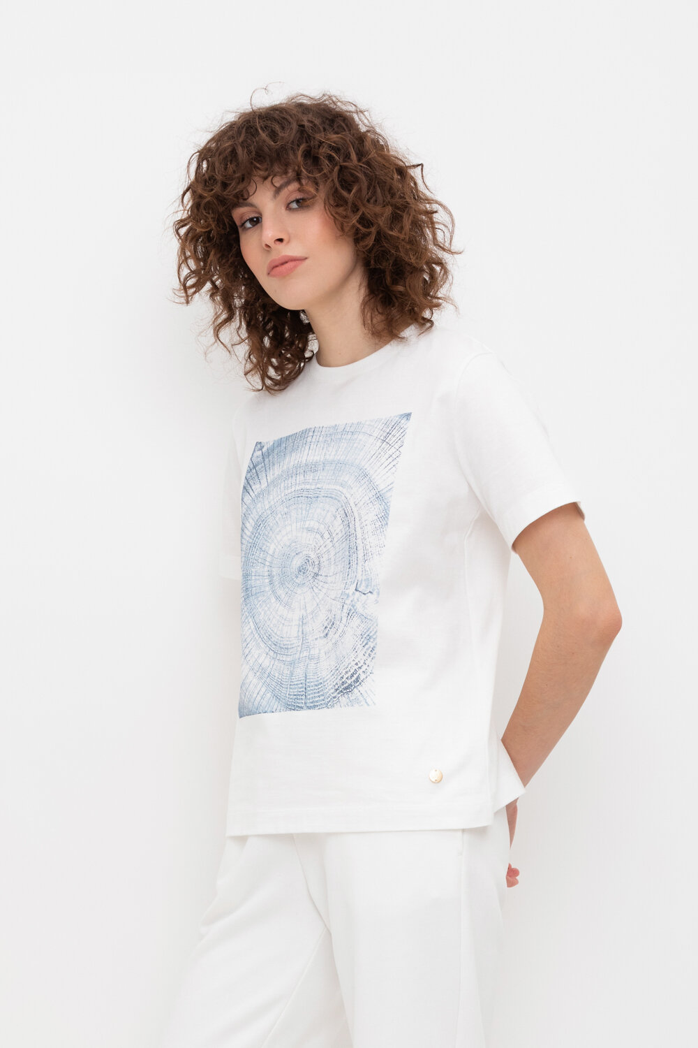 ст. цена1357руб.! VERY NEAT Фуфайка ЕВТ 3225сахар