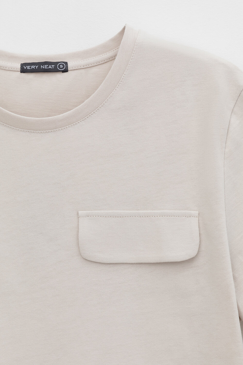 ст. цена1357руб.! VERY NEAT Фуфайка ЕВТ 3201бежевый