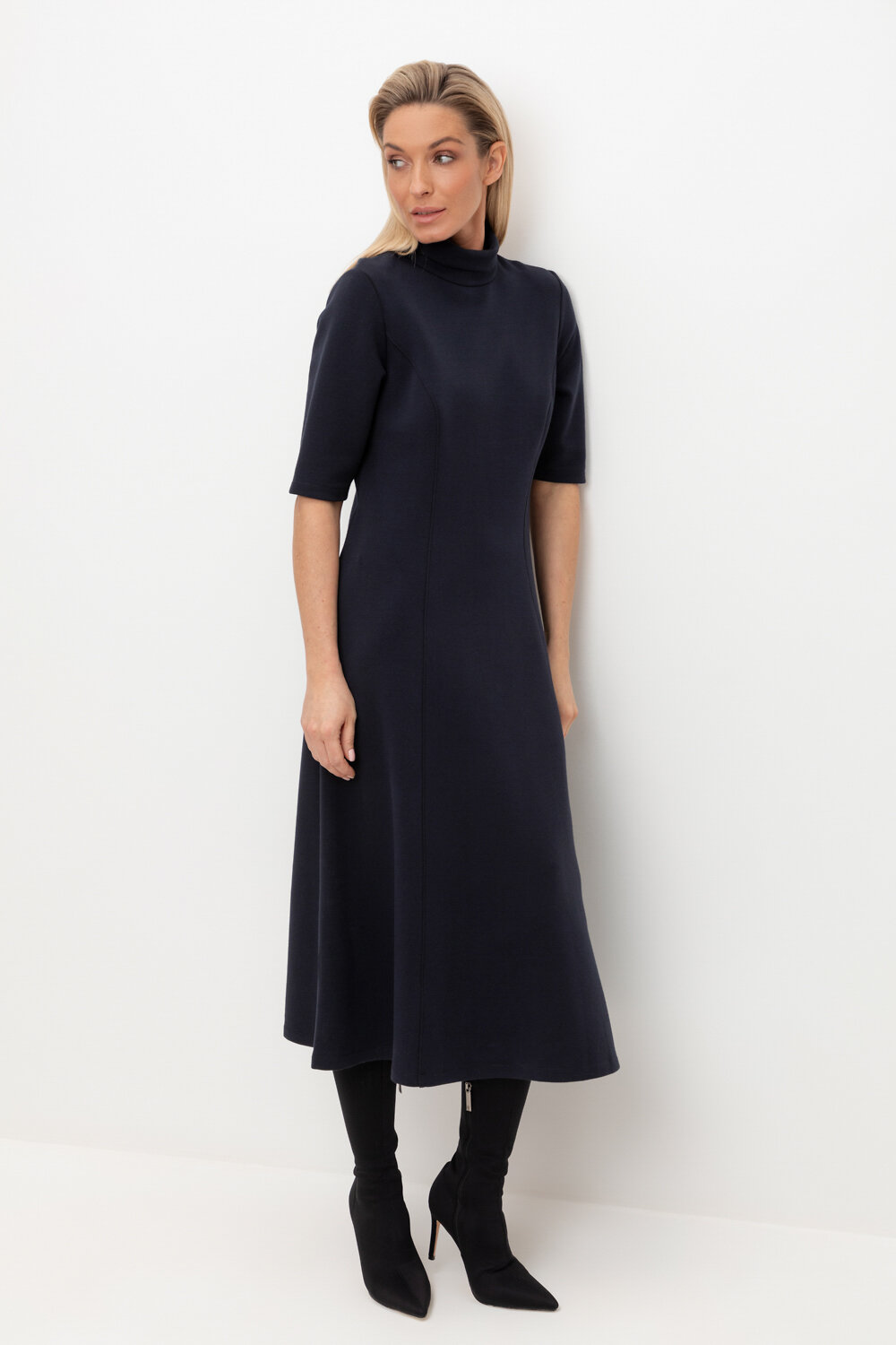 ст. цена3836руб.! VERY NEAT Платье ЕВТ 5061индиго