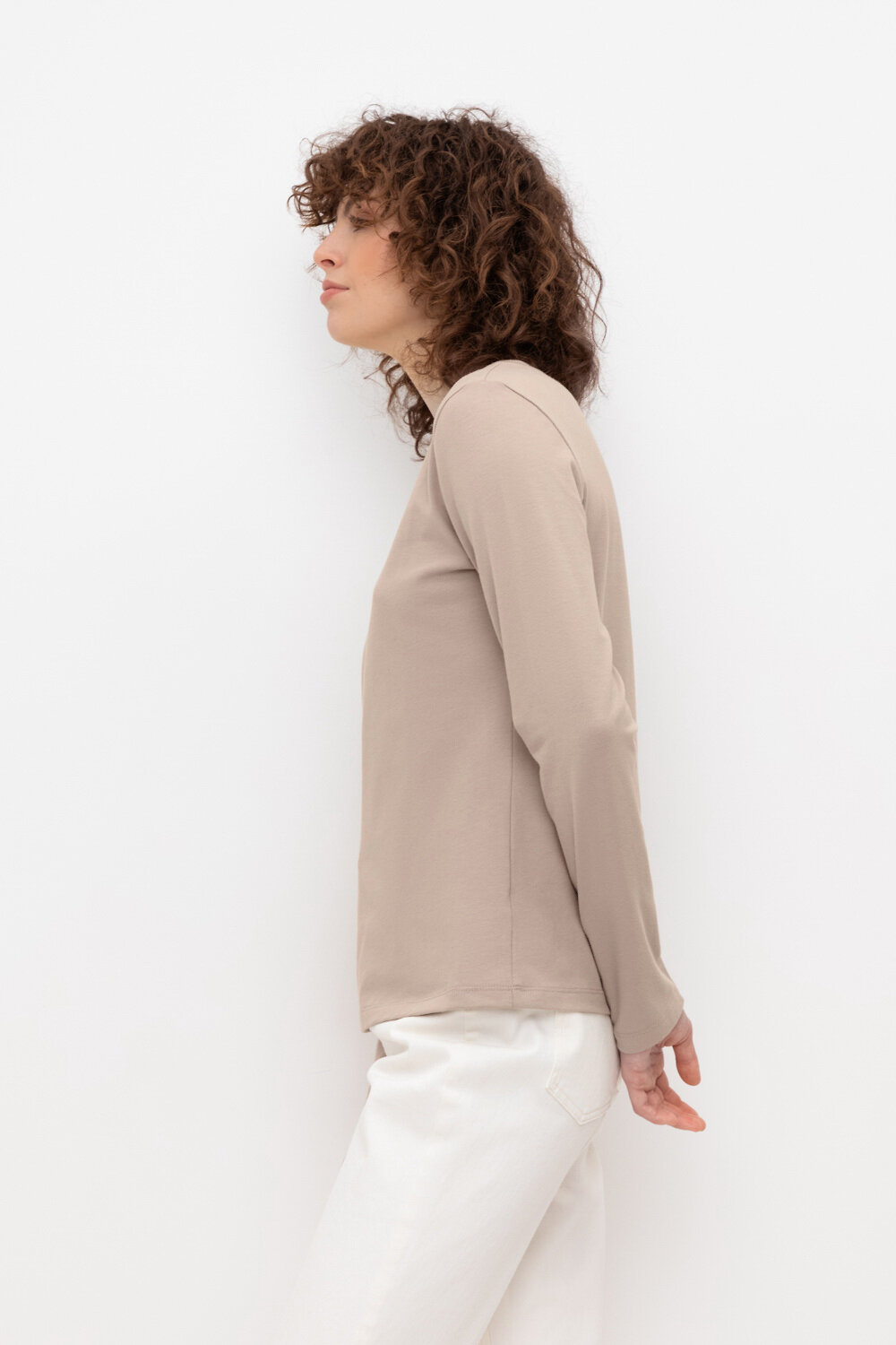 ст. цена1595руб.! VERY NEAT Джемпер ЕВТ 3261песчаный берег