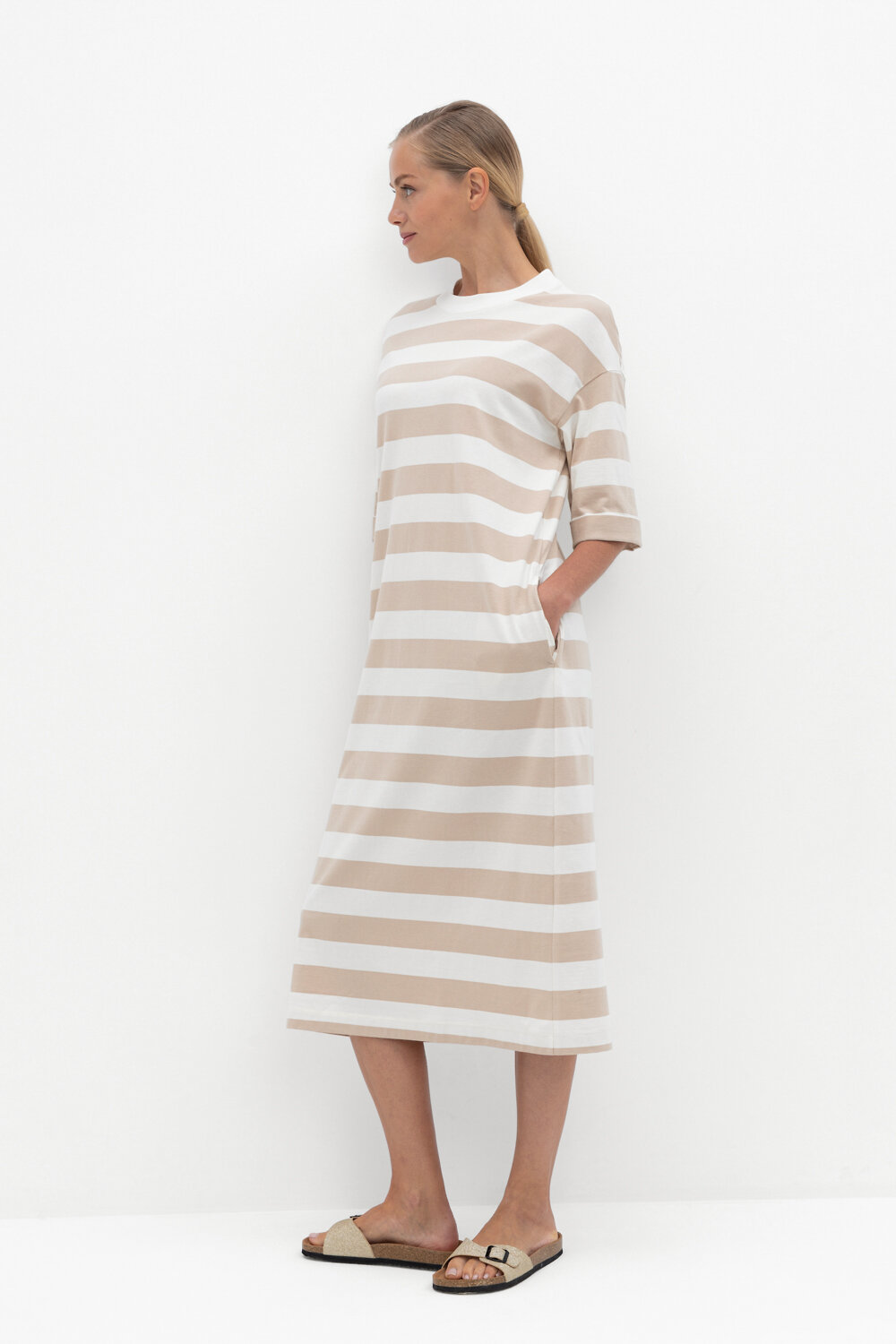 ст. цена2832руб.! VERY NEAT Платье ЕВТ 5040темно-бежевый, полоска