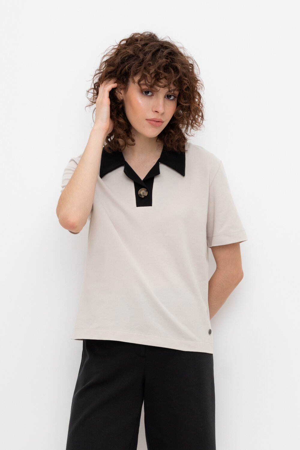 ст. цена2360руб.! VERY NEAT Фуфайка ЕВТ 3200бежевый