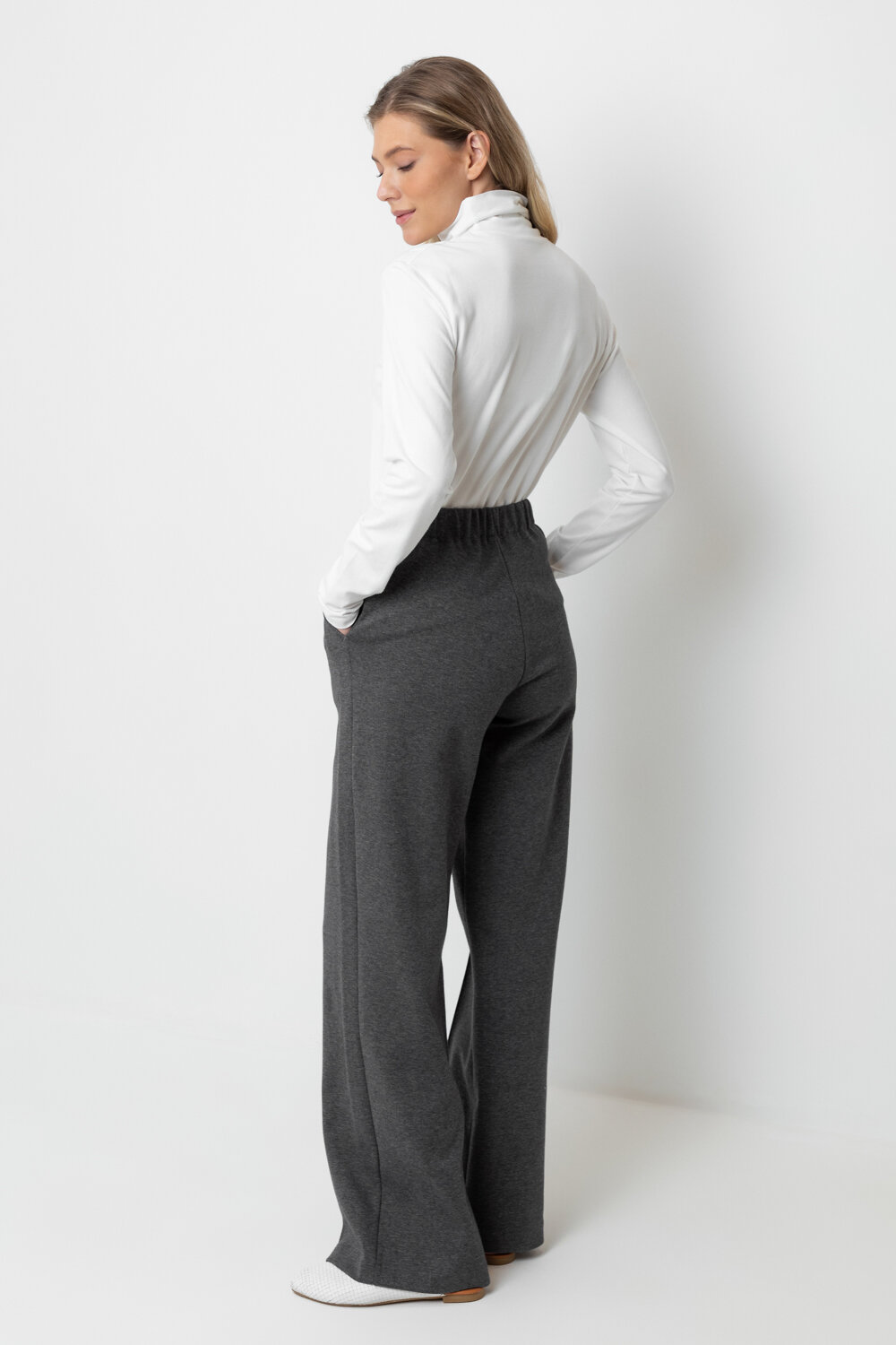 ст. цена3575руб.! VERY NEAT Брюки ЕВТ 4119тем.серый меланж