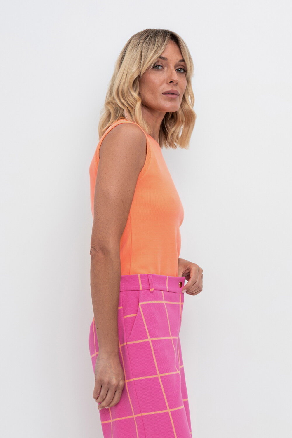 ст. цена1121руб.! VERY NEAT Майка ЕВТ 3037/24неоновый апельсин