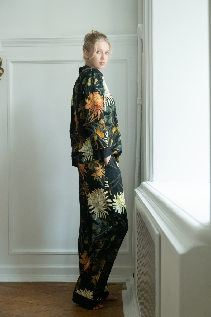 Комплект домашний женский Rose&petal Homewear 2302 V