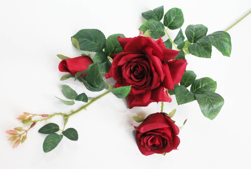 В11945 Б/С Ветка роза 3гол.80см