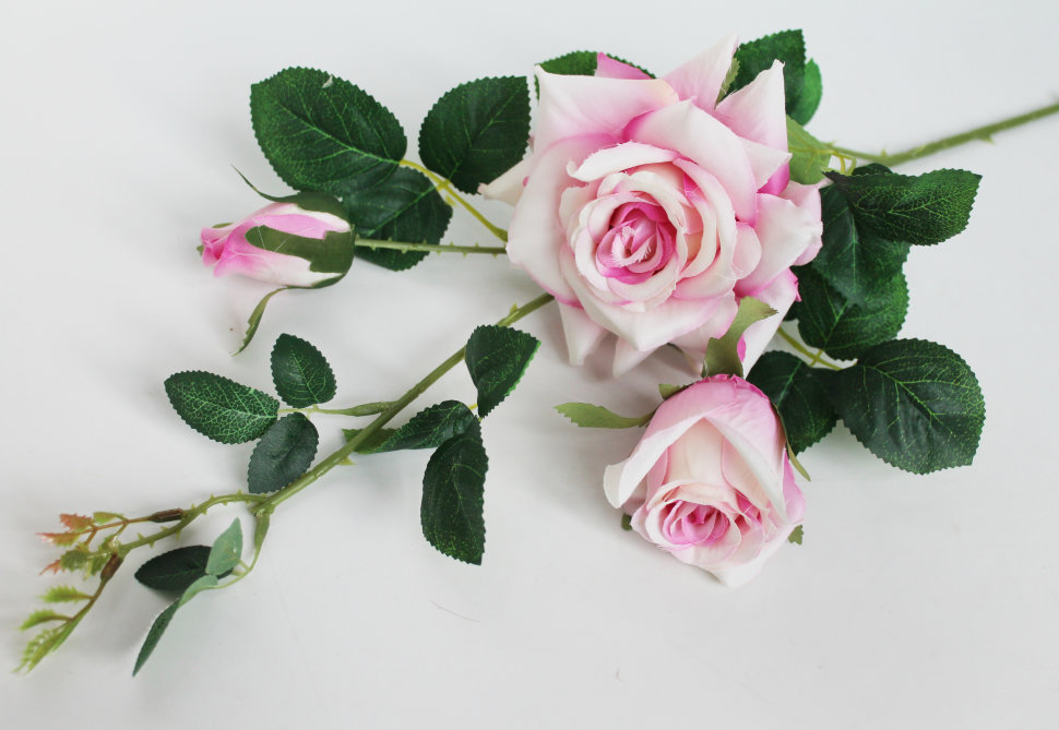 В11945 Б/С Ветка роза 3гол.80см