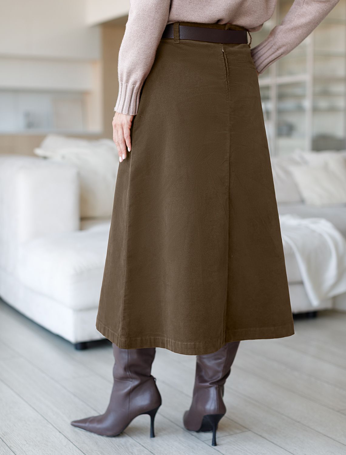 Юбка из эластичного микро-вельвета D26.200 хаки