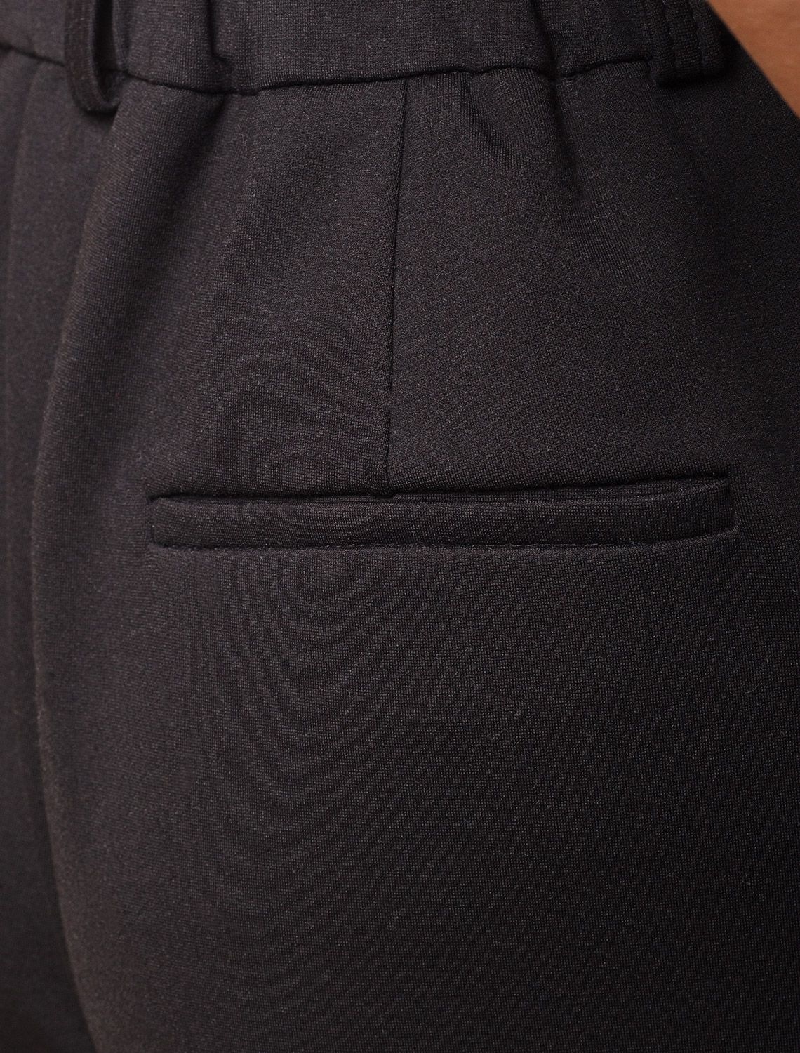 Брюки-палаццо на резинке сзади из джерси D44.148 черный