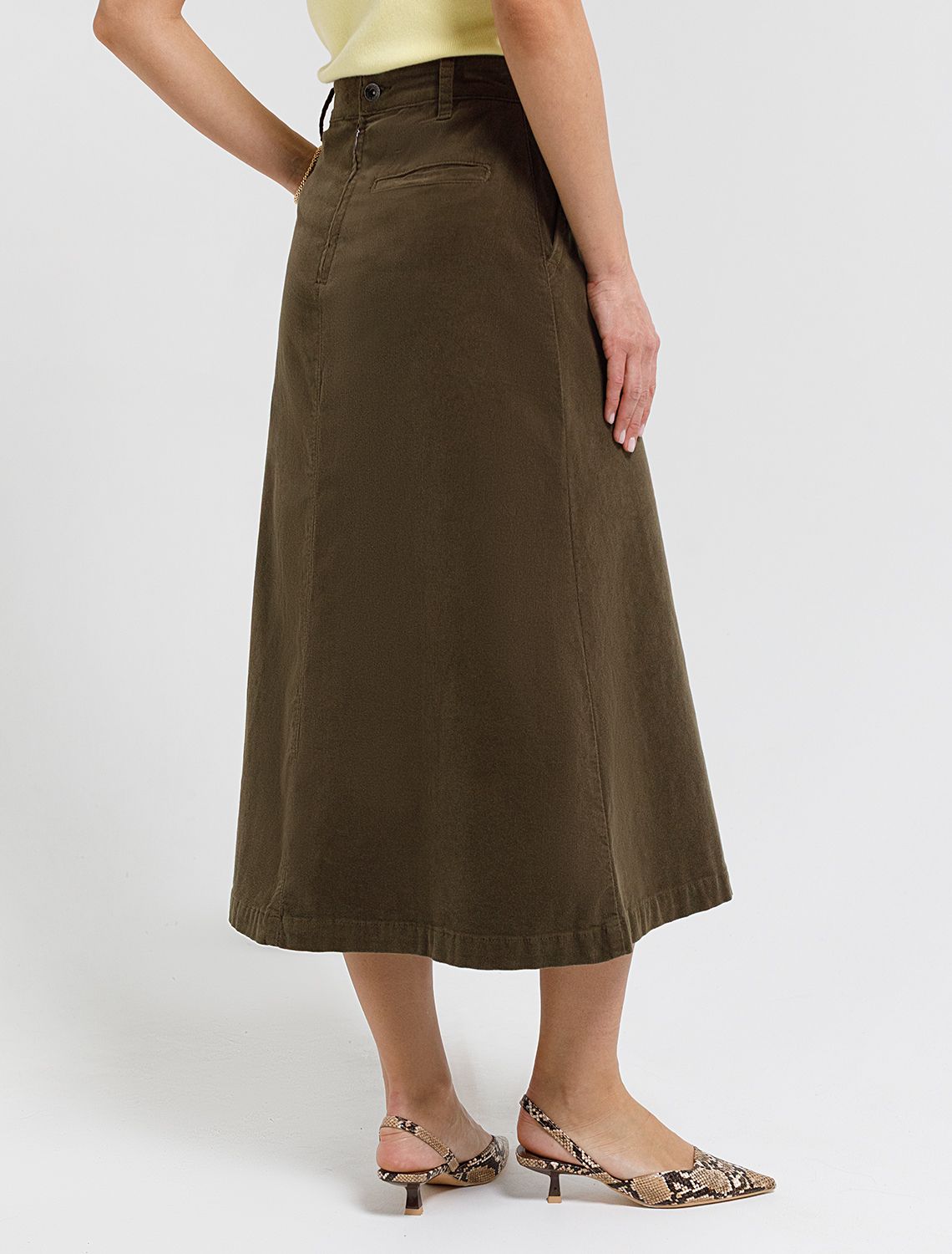 Юбка из эластичного микро-вельвета D26.200 хаки