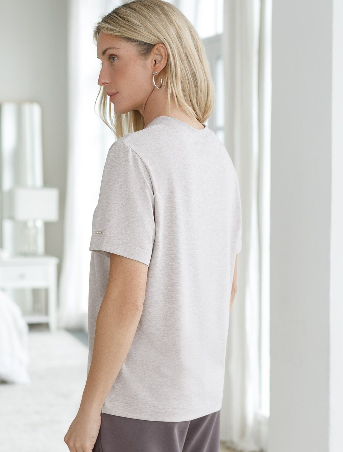 Футболка из премиального хлопка с авторским принтом