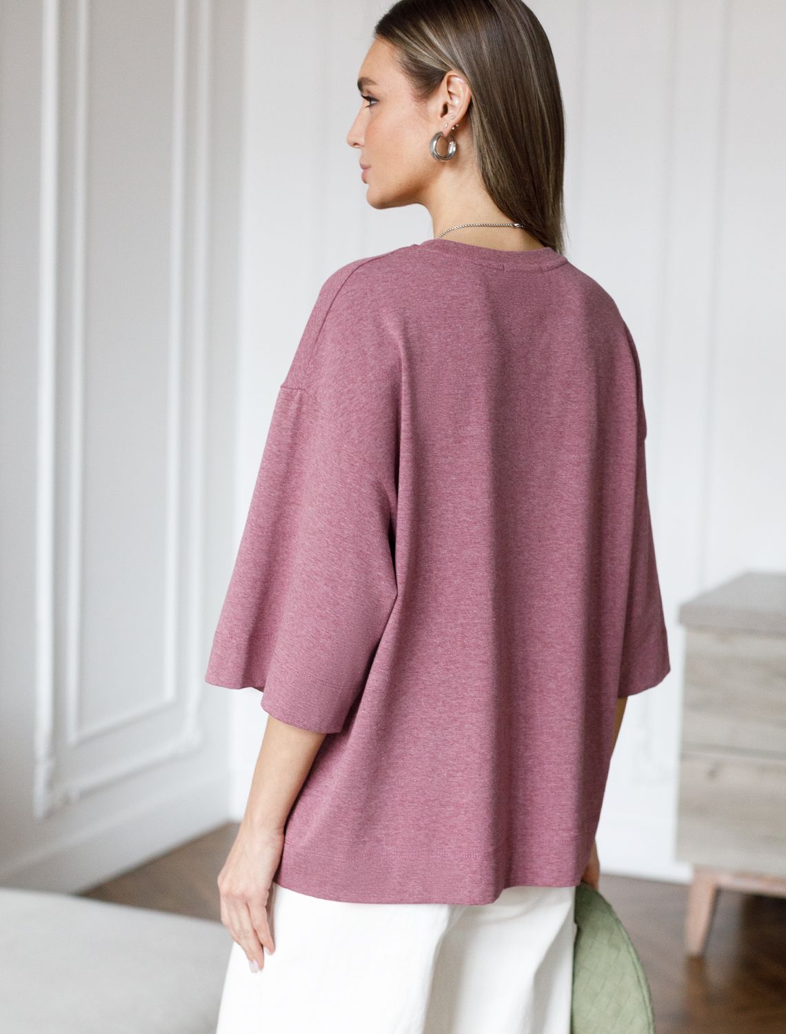 Свободная футболка из эластичного хлопка