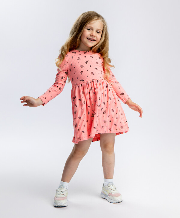 550 р. 1100 р. Платье с длинным рукавом розовое Button Blue