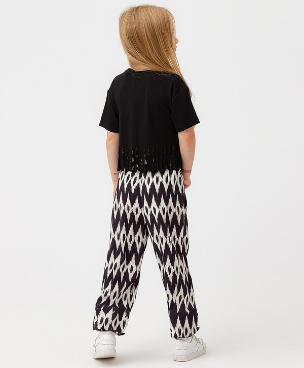 1080 р.  1350 р.  Брюки черно-белые Button Blue