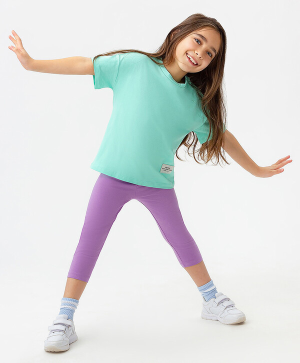 520 р.  650 р.  Лосины светло-фиолетовые с принтом Button Blue