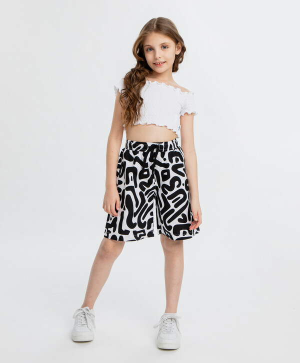 1400 р.  1750 р.  Шорты с принтом чёрно-белые для девочки Button Blue