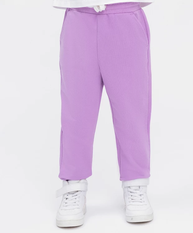 672 р.  840 р.  Брюки из футера сиреневые Button Blue