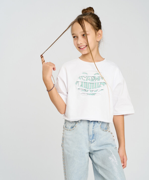 715 р. 1100 р. Футболка кроп топ для девочки белая с принтом Button Blue