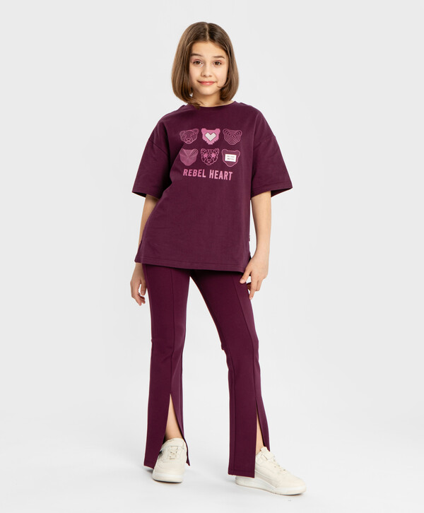 1040 р.  1300 р.  Брюки трикотажные буткат с разрезами спереди фиолетовые для девочки от Button Blue