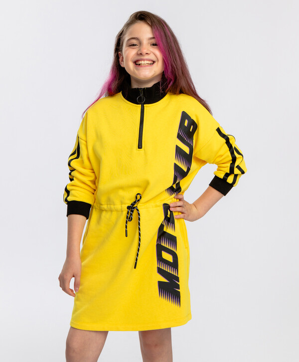 950 р. 1900 р. Платье с длинным рукавом желтое Button Blue