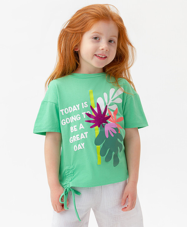 400 р. 800 р. Футболка зеленая с принтом Button Blue