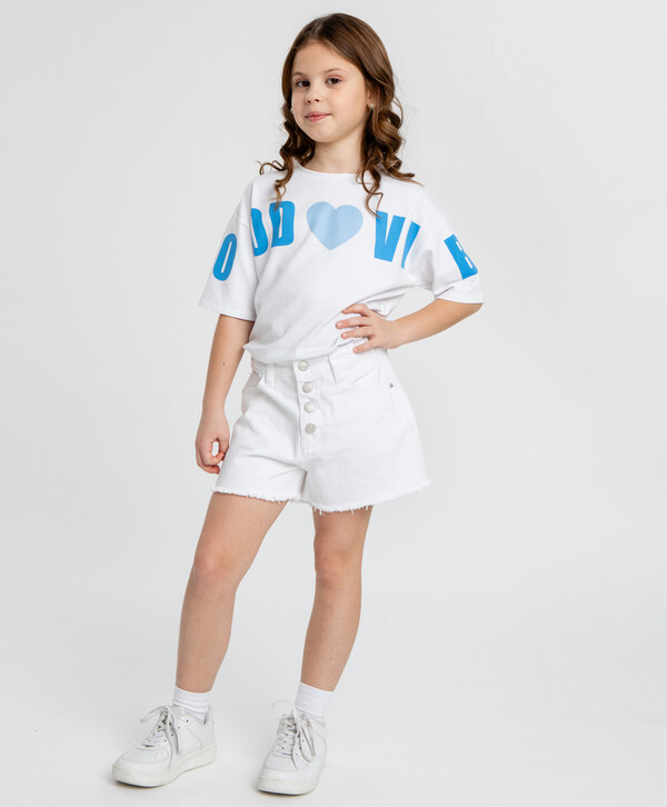 1360 р.  1700 р.  Шорты джинсовые белые для девочки Button Blue