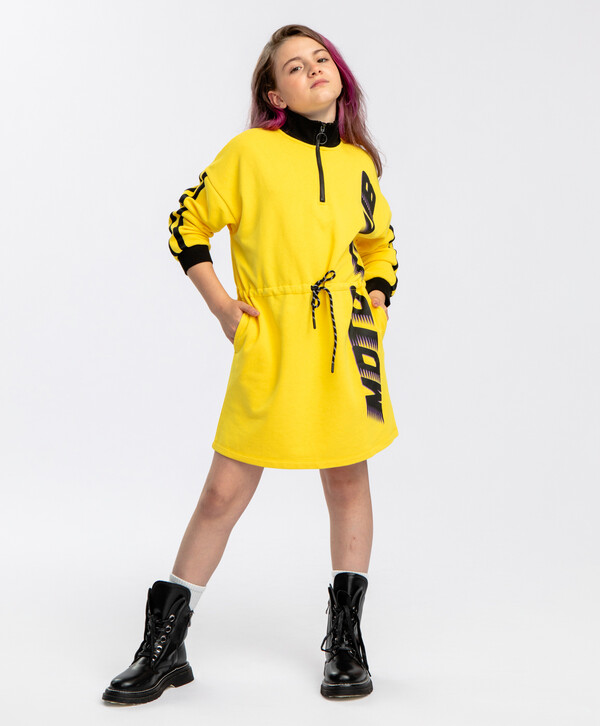 950 р. 1900 р. Платье с длинным рукавом желтое Button Blue