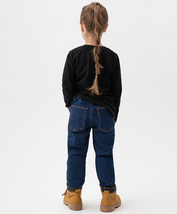 1138 р.  1750 р.  Джинсы-бананы с декором синие Button Blue