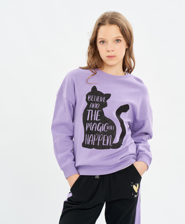 715 р. 1430 р. Толстовка с принтом сиреневая Button Blue